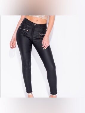 KLIQUE B black wax look zippers crop pants Size 11